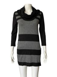 Дамска рокля LE CHATEAU M