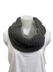 Дамски зимен шал