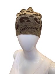 Шапка GUESS