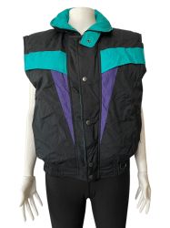 Дамско елече с джобове, копчета и ципове ST.JOHN'S BAY M