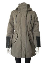 Дамско зимно яке с джобове, копчета, пухкава качулка и ципове AMISU M