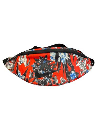 Дамска чанта за кръст NIKE