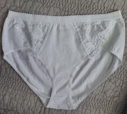 Дамски бикини BODY L