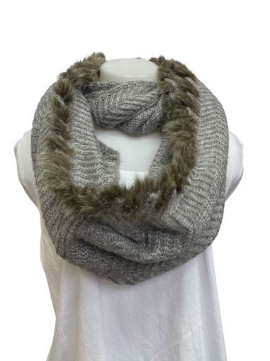 Дамски зимен шал SELECTION BY S.OLVIER 