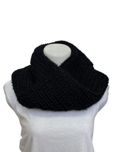 Дамски зимен шал BLUE MOTION