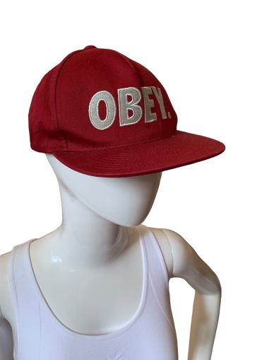 Шапка с козирка OBEY 