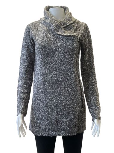 Пухкава дамска OVERSIZE жилетка с качулка COLOURS OF THE WORLD XS