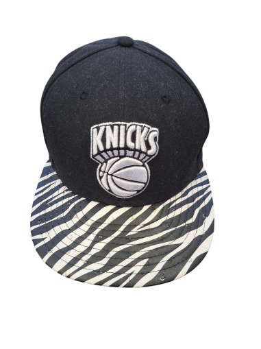 Шапка с козирка NEW ERA