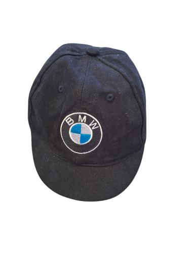 Шапка с козирка BMW