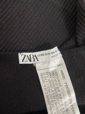 Дамско спортно бюстие ZARA XS
