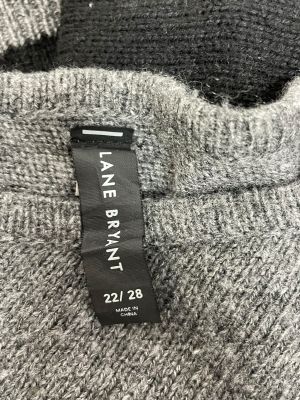 Дамско пончо LANE BRYANT