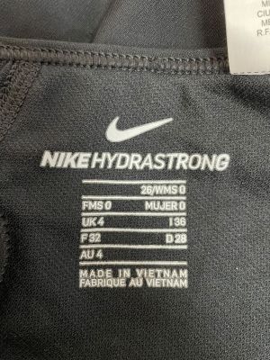 Дамски цял бански NIKE S