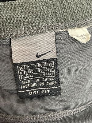 Дамски спортен клин капри NIKE M