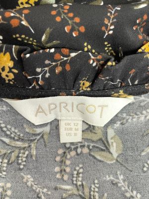 Дамска рокля APRICOT M