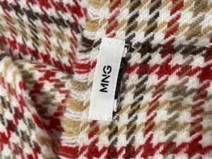 Дамски зимен шал MNG