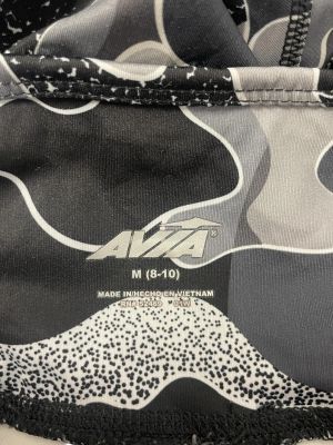 Дамски спортен клин капри AVIA M