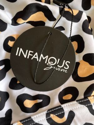 Дамско горнище на бански INFAMOUS XS