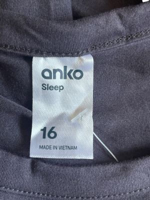 Дамска блуза с дълъг ръка в ANKO L