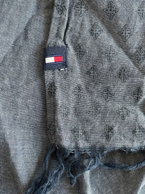  Дамски шал TOMMY HILFIGER 
