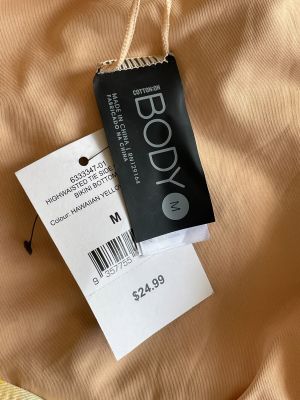 Дамско долнище на бански BODY M