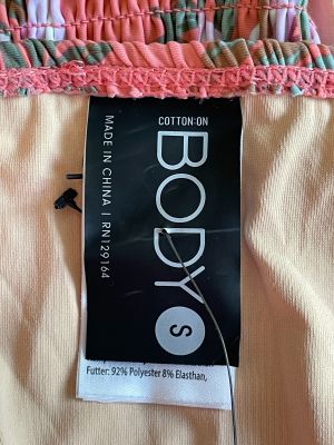 Дамско долнище на бански BODY S