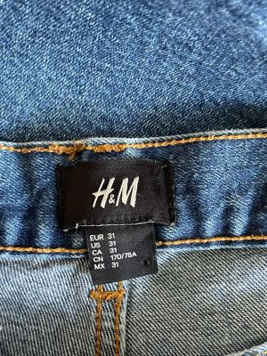  Дамски къси панталони H&M L