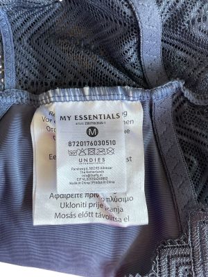 Дамско бюстие MYESSENTIALS M