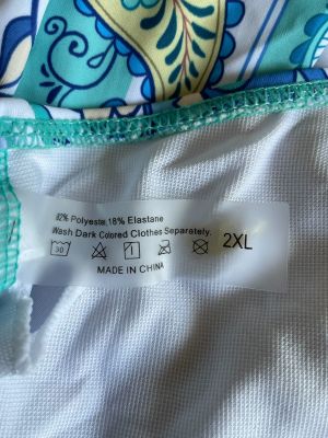 Дамско горнище на бански 2XL 
