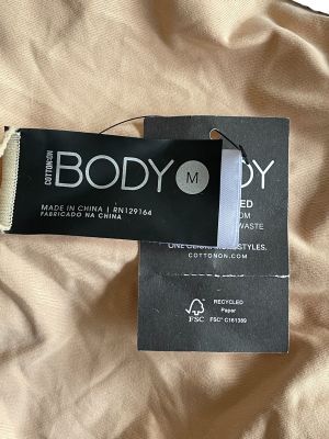 Дамско долнище на бански BODY M 