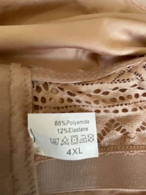 Дамско бюстие 3XL
