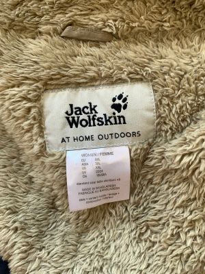 Дамскo яке JACK WOLFSKIN XXL