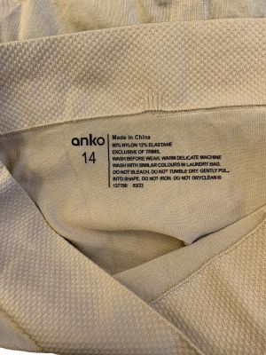 Оформящо бельо ANKO L