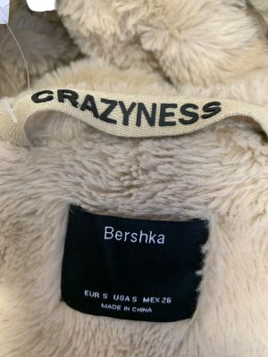 Дамскo яке BERSHKA S