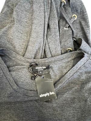 Дамска тениска SIMPLY BE. 4XL