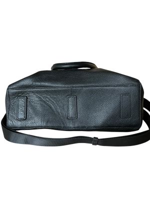 Кожена дамска чанта BUGATTI