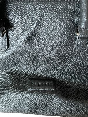 Кожена дамска чанта BUGATTI