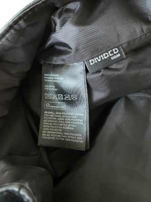 Кожена дамска чантичка тип раничка H&M