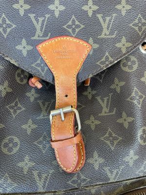 Кожена дамска чанта тип раничка LOUIS VUITTON