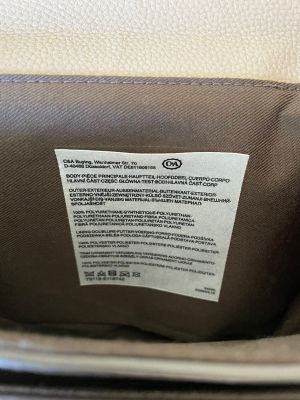 Елегантна дамска чантичка клъч C&A