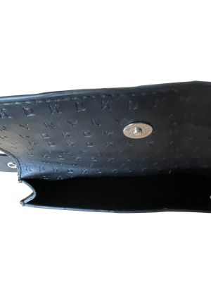 Черна кожена дамска чантичка за кръст DKNY