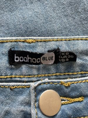 Дамски дънки с висока талия BOOHOO S