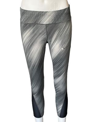 Спортен дамски клин NIKE S