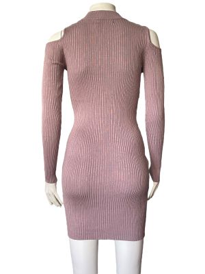 Плетена дамска рокля с голи рамене, с прозорец на деколтето SAYWHAT M