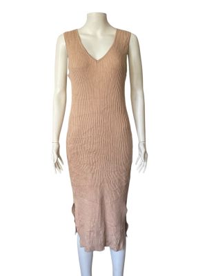 Дълга дамска рокля с цепки MAGASCHONI L