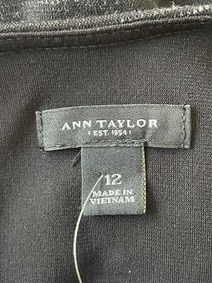 Дамска рокля ANN TAYLOR L