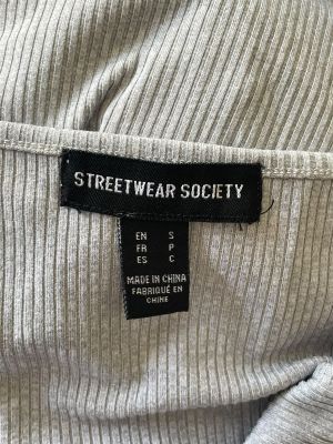 Дълга дамска рокля с цепка STREETWEAR SOCIETY S