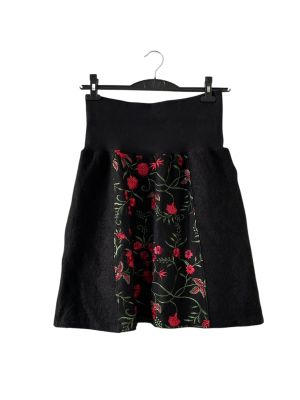 Дамска пола на розички BEATE DEHMER M