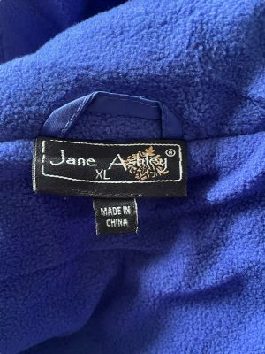 Дамски елек с джобчета и цип JANE ASHLEY XL