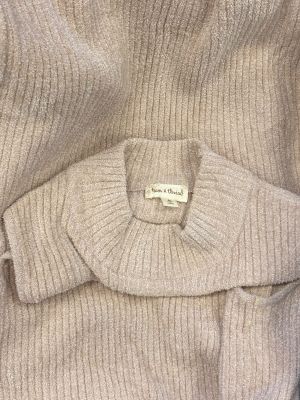 Дамска рокля без ръкави HEM & THREAD M