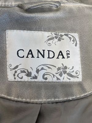 Дамско кожено яке с джобове, копче и ципове C&A M